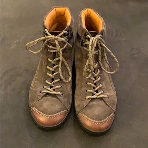 Italian Made Santoni Hiking Boots / Hi-top Sneaker